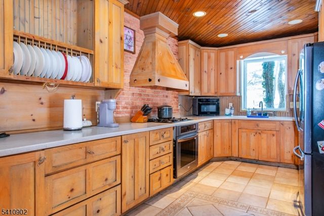 1635 Union Valley Rd, West Milford Twp., NJ 07480