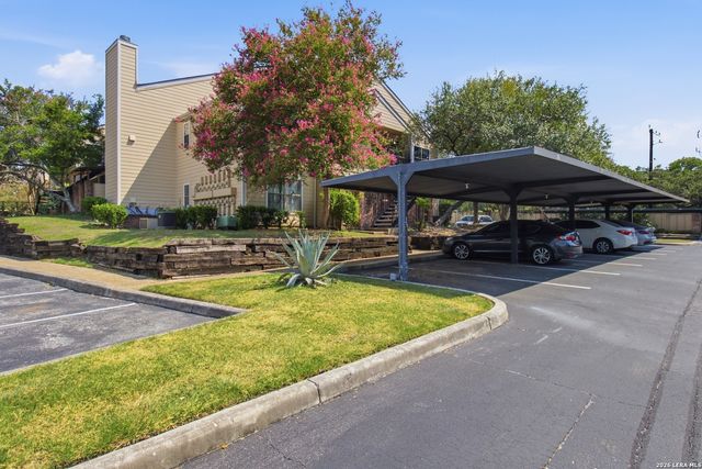 11610 Vance Jackson Rd Apt 202, San Antonio, TX 78230