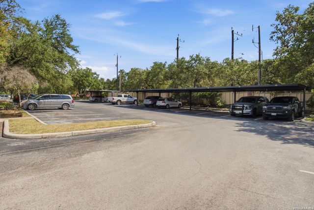 11610 Vance Jackson Rd Apt 202, San Antonio, TX 78230