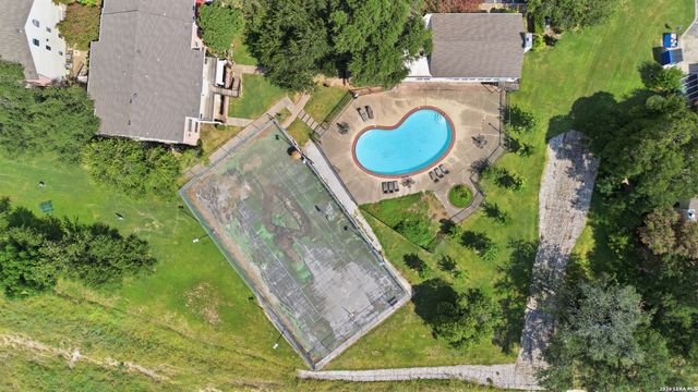 11610 Vance Jackson Rd Apt 202, San Antonio, TX 78230