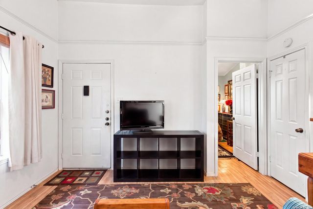 11610 Vance Jackson Rd Apt 202, San Antonio, TX 78230