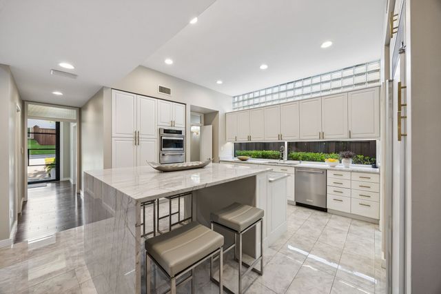 7030 Blackwood Drive, Dallas, TX 75231