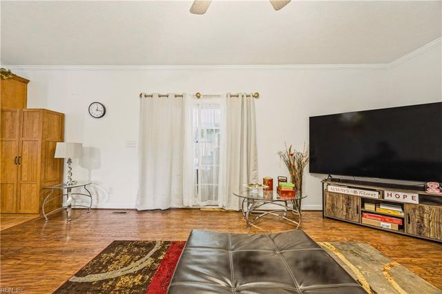 117 Benjamins CT, Seaford, VA 23696