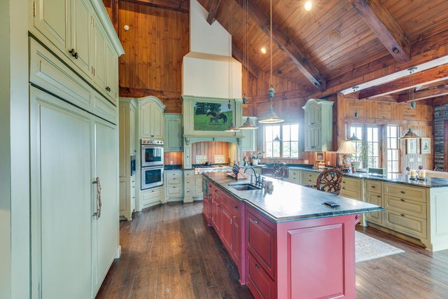 18325 Horton Highway, Fall Branch, TN 37656