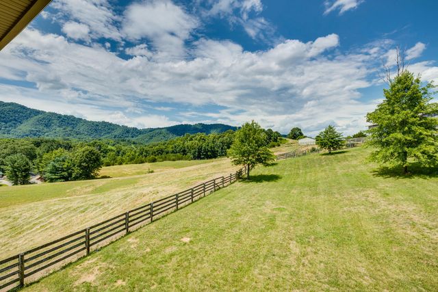 18325 Horton Highway, Fall Branch, TN 37656