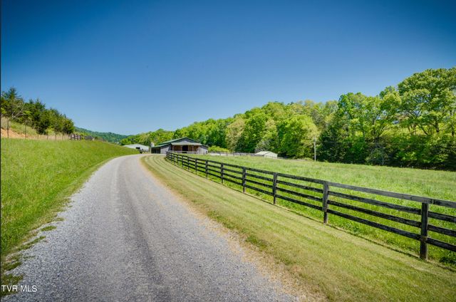 18325 Horton Highway, Fall Branch, TN 37656