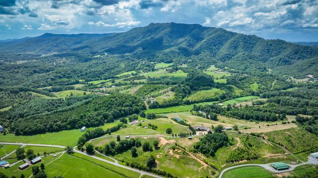 18325 Horton Highway, Fall Branch, TN 37656