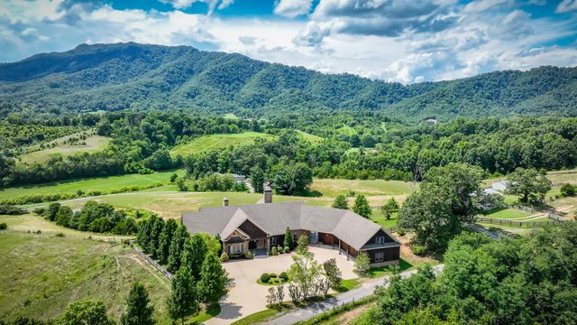 18325 Horton Highway, Fall Branch, TN 37656