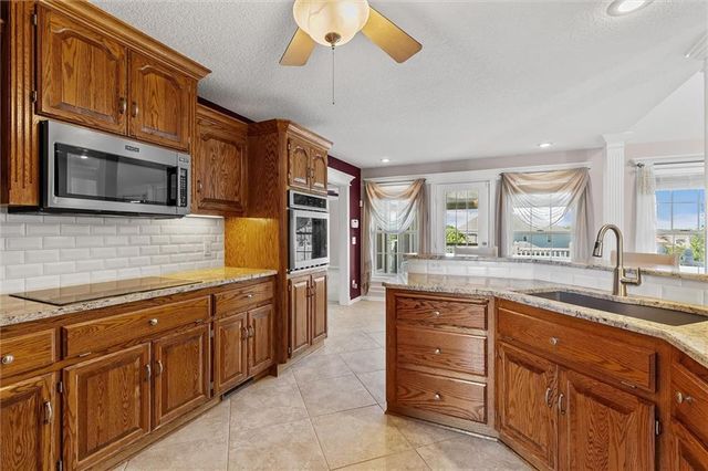 2113 Bradford Place, Excelsior Springs, MO 64024
