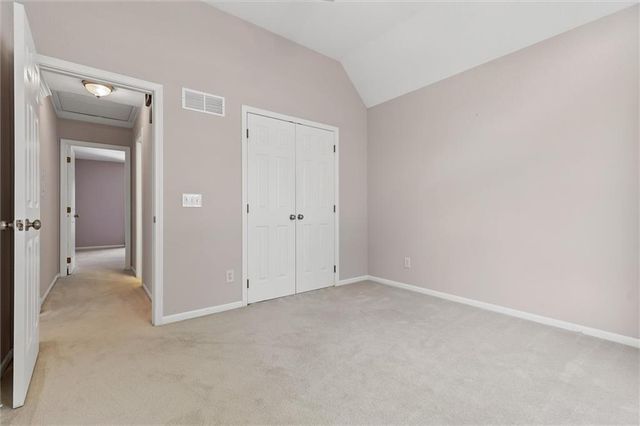 2113 Bradford Place, Excelsior Springs, MO 64024