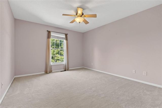 2113 Bradford Place, Excelsior Springs, MO 64024