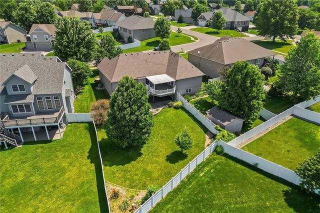 2113 Bradford Place, Excelsior Springs, MO 64024