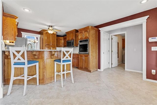 2113 Bradford Place, Excelsior Springs, MO 64024