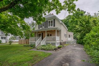 24 Fairview Avenue, Derry, NH 03038