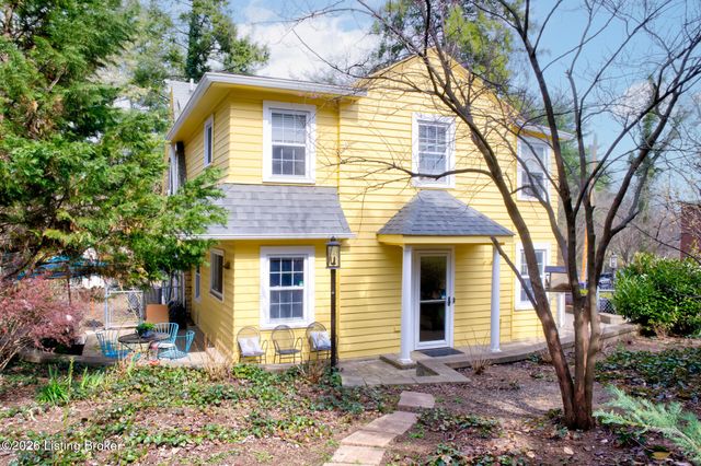 2468 Grinstead Dr, Louisville, KY 40204