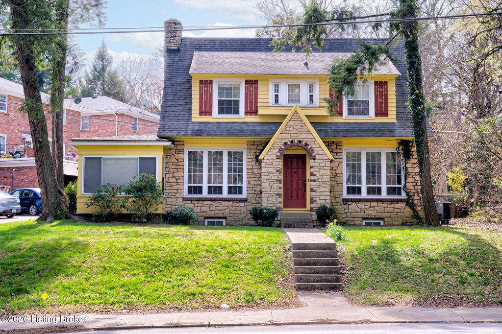 2468 Grinstead Dr, Louisville, KY 40204