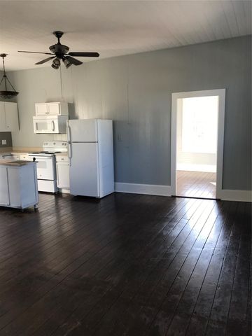 2127 Avenue K UP, Galveston, TX 77550