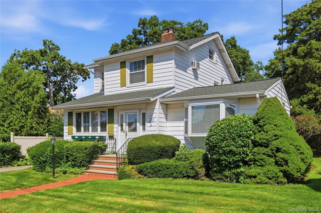 410 Clinton Street, Bellmore, NY 11710 — photo 2