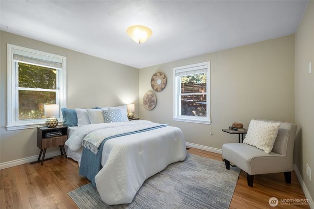 3741 SW 106th Street, Seattle, WA 98146
