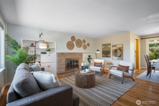 3741 SW 106th Street, Seattle, WA 98146