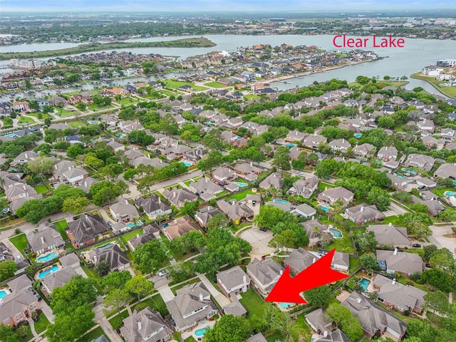 202 Mariner Cove Court, League City, TX 77573