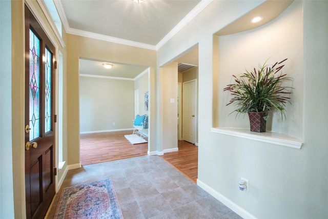 202 Mariner Cove Court, League City, TX 77573