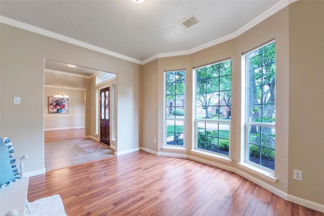 202 Mariner Cove Court, League City, TX 77573