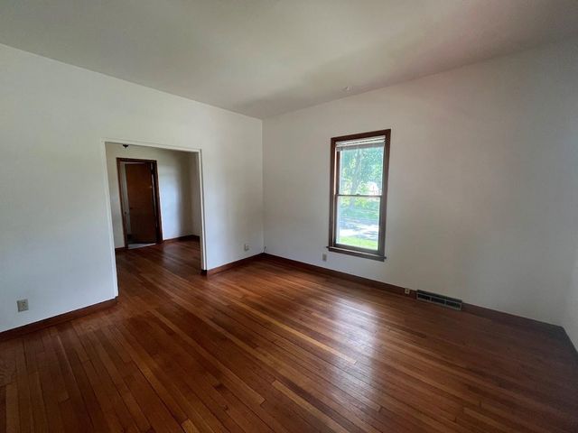 24 S 2nd Street, Madison, WI 53704