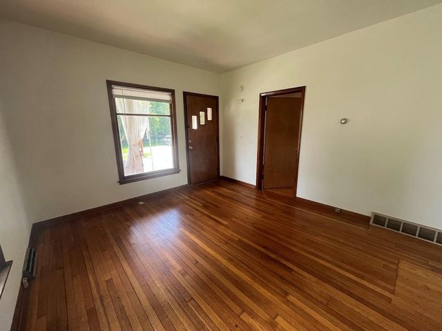 24 S 2nd Street, Madison, WI 53704