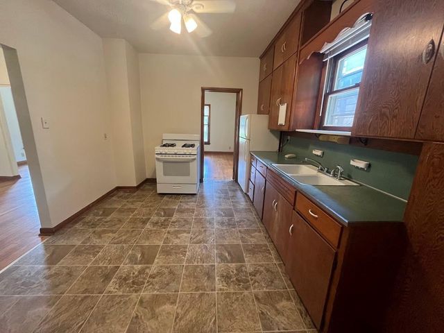 24 S 2nd Street, Madison, WI 53704