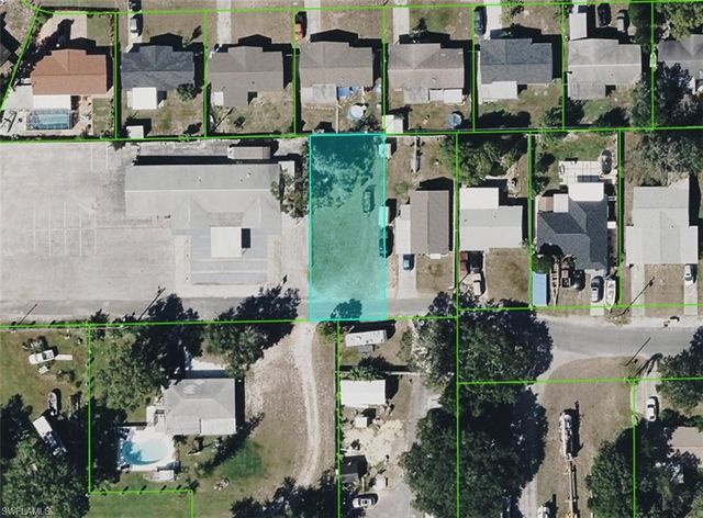 4807 Ann DR, Holiday, FL 34690