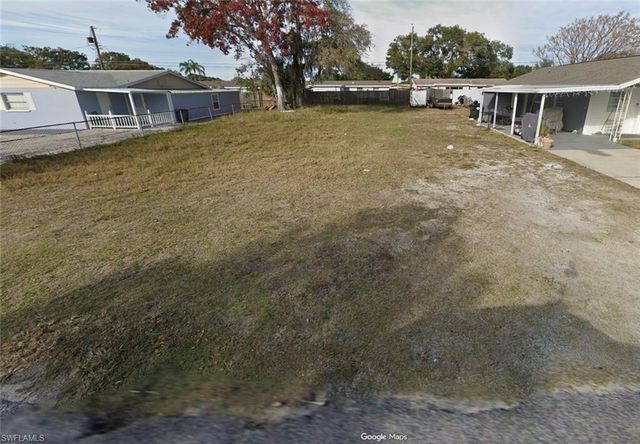 4807 Ann DR, Holiday, FL 34690