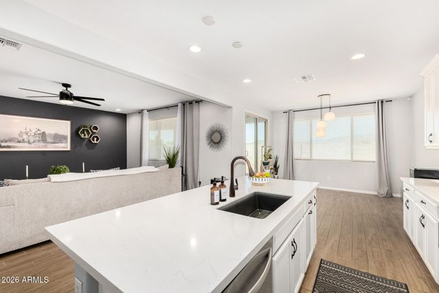 5074 N 185TH Avenue, Litchfield Park, AZ 85340