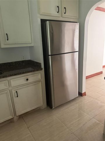 7307 Hurtgen Forest Road, Houston, TX 77033