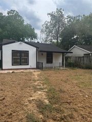 7307 Hurtgen Forest Road, Houston, TX 77033