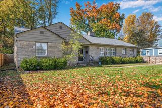 351 N 1st Street, Danville, KY 40422