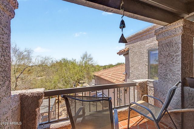 7220 E MARY SHARON Drive 158, Scottsdale, AZ 85266