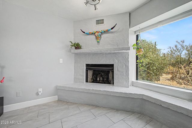7220 E MARY SHARON Drive 158, Scottsdale, AZ 85266