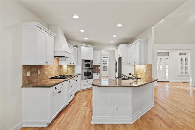 14622 Banner Lava Cap Rd, Nevada City, CA 95959