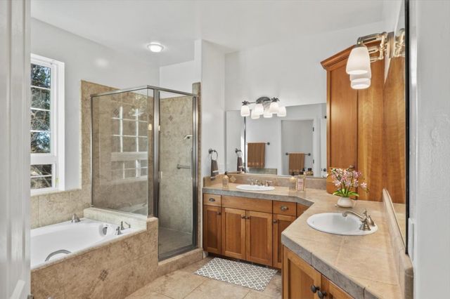 14622 Banner Lava Cap Rd, Nevada City, CA 95959