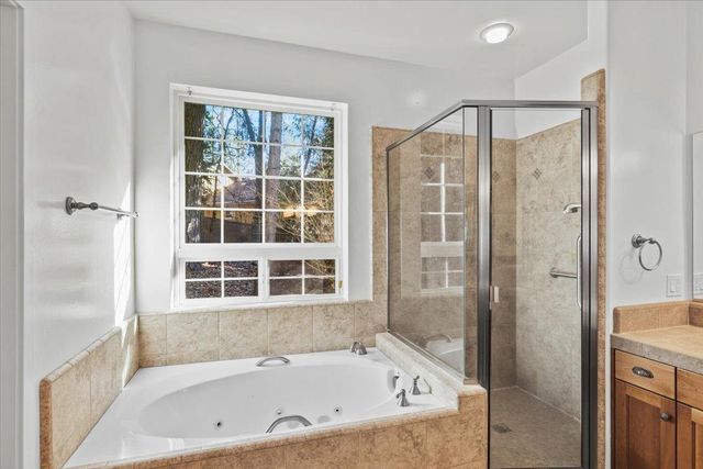 14622 Banner Lava Cap Rd, Nevada City, CA 95959