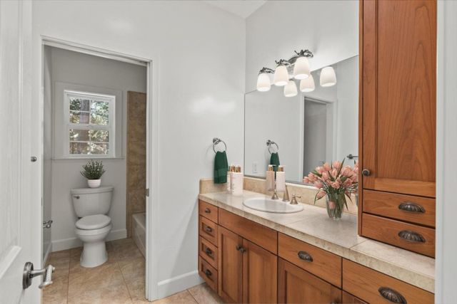 14622 Banner Lava Cap Rd, Nevada City, CA 95959