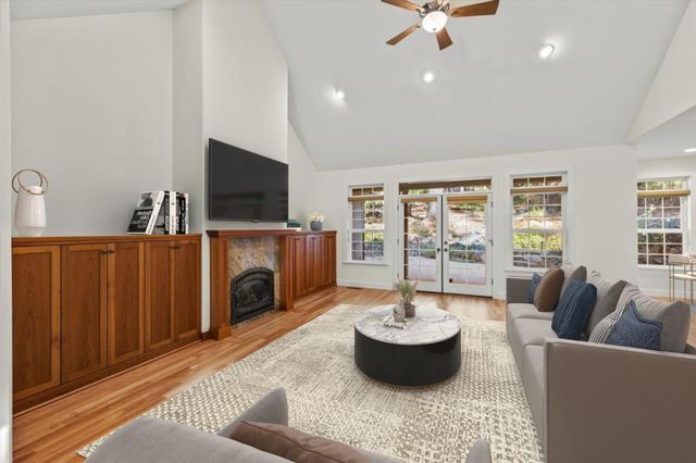 14622 Banner Lava Cap Rd, Nevada City, CA 95959