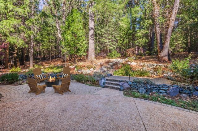 14622 Banner Lava Cap Rd, Nevada City, CA 95959