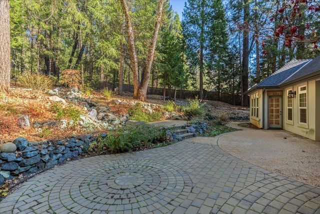 14622 Banner Lava Cap Rd, Nevada City, CA 95959