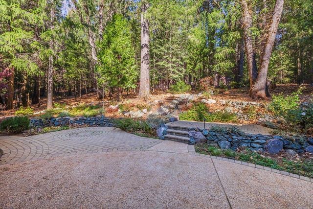 14622 Banner Lava Cap Rd, Nevada City, CA 95959