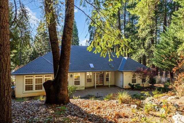 14622 Banner Lava Cap Rd, Nevada City, CA 95959