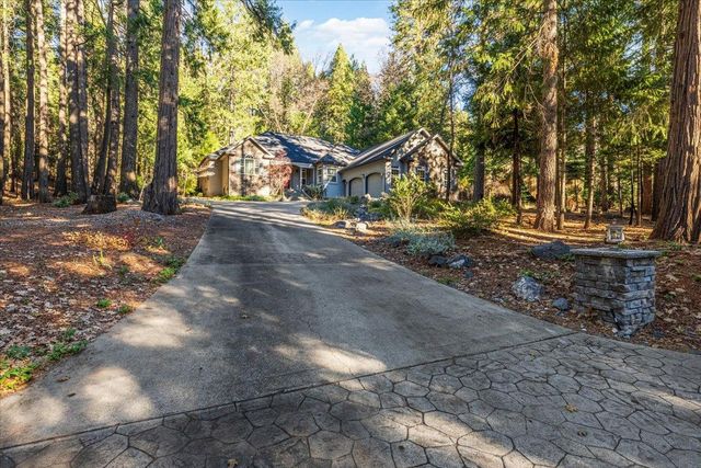 14622 Banner Lava Cap Rd, Nevada City, CA 95959