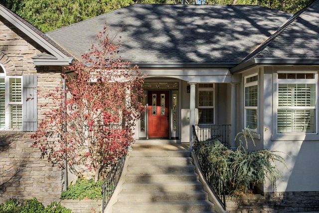 14622 Banner Lava Cap Rd, Nevada City, CA 95959