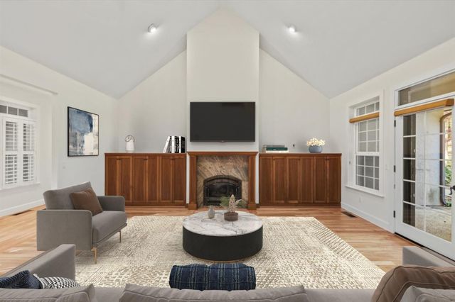 14622 Banner Lava Cap Rd, Nevada City, CA 95959